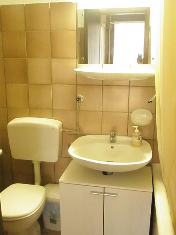 Studio Apartment Jadranko Duga Uvala 크르니카 객실 사진